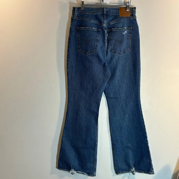 LEVI’S Sz 30  Jeans 70s High Flare Distressed Mid-Wash High Rise Premium Denim - Picture 6 of 10